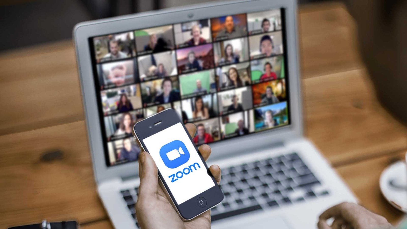 Inilah Beberapa Keunggulan dan Kekurangan Zoom Meeting Profesional Untuk Seminar Online